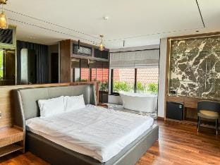  Song Cat Villa - 53DP8 Villa in Da Nang