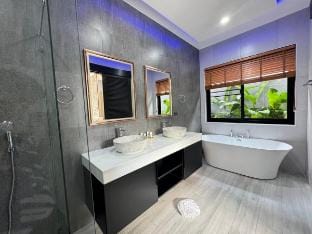 Taste of Luxury in Phuket Paradise Vacation rental in Rawai