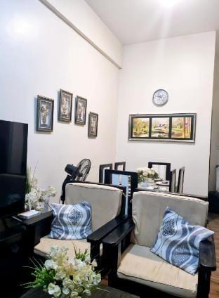 Condo in Baguio 2br with balcony,free parking Apartment in Baguio