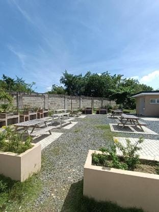 Affordable Cozy Condo @ Saekyung Phase 3, w/ Pool Apartment in Lapu-Lapu City