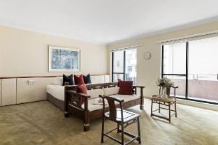 Stylish & Cozy 4BR Retreat with FREE Parking Vacation rental in Melbourne
