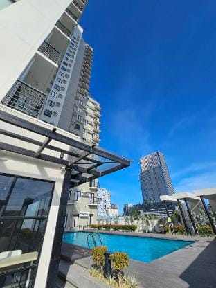 Thoughtful Stays @ The Median near IT Park Apartment in Lapu-Lapu City