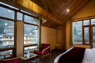 Entire Floor in Crystal Mountain Jibhi - Quad Room Vacation rental in Himachal Pradesh