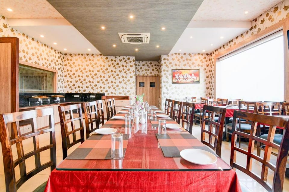 Townhouse OAK Nilay Residency Hotel in Bhubaneswar