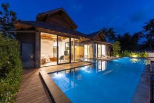 Private Beach Villa With Sunset Views-On The Sand Villa in Ko Samui