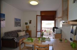 Comfortable beachside flat for 6 guests - Beahost Apartment in Bibione