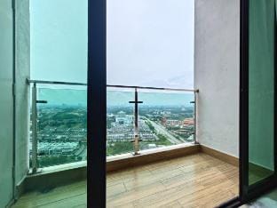 Kempas Dsummit, Tranquil Oasis by Antlerzone Vacation rental in Johor Bahru