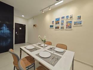Kempas Dsummit, Lush Paradise by Antlerzone Vacation rental in Johor Bahru