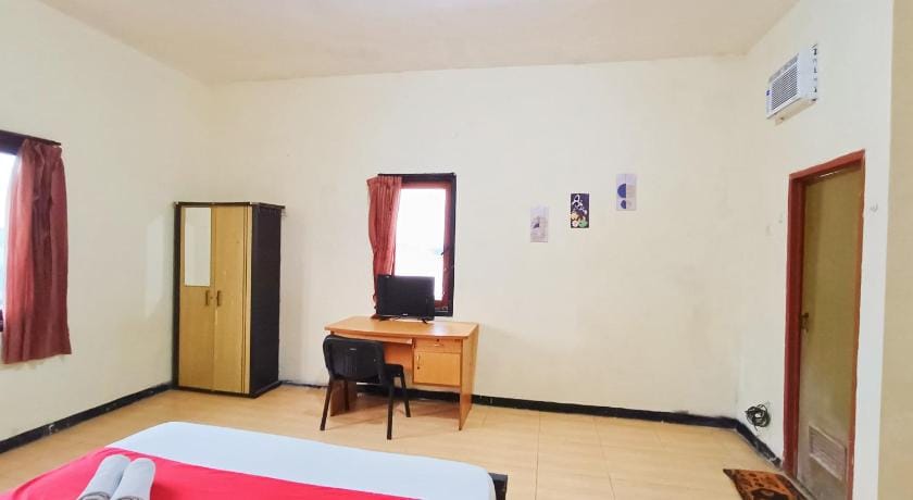 YUTAKA INN Siwalankerto Surabaya Hotel in Surabaya