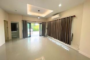 Sararom villa korat Villa in Laos
