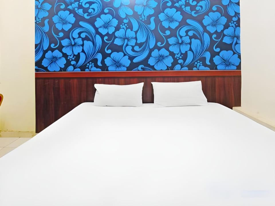 Collection O Nagoya Near Nagoya Hill Mall Formerly Sedago Inn Hotel in Riau Islands, Indonesia
