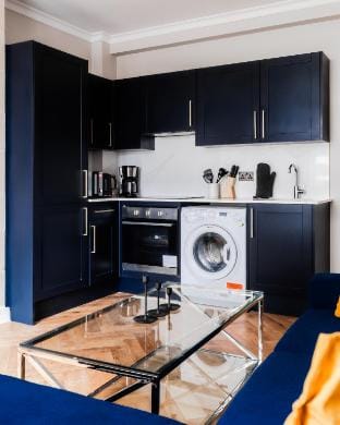 Bright Apartment near Hyde Park Apartment in City of Westminster
