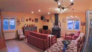 Casa el Cerezo Rojo Vacation rental in La Rioja