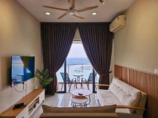 Danga Bay JB，Muji Theme，Seaview，High Floor，Netflix Vacation rental in Johor Bahru