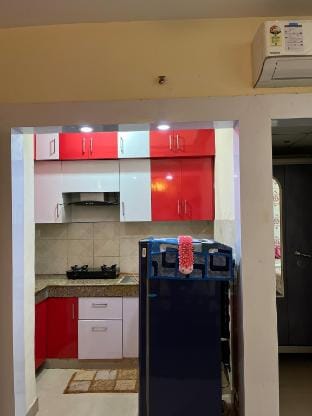 Gateaway by Sovideep Homes | Entire 1RK | Balcony Vacation rental in Noida