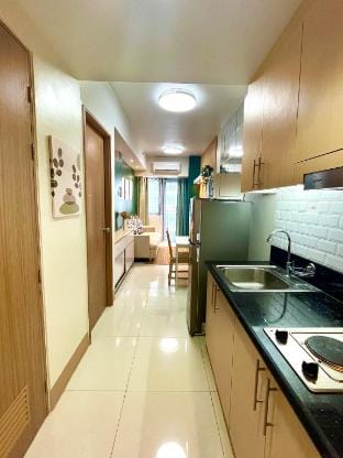 Affordable family friendly near airport@Shore3 Res Apartment in Pasay