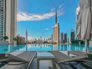 Burj Khalifa View-54th Floor-Dubai Mall Connection Apartment in Dubai