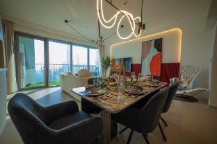 Burj Khalifa View-54th Floor-Dubai Mall Connection Apartment in Dubai