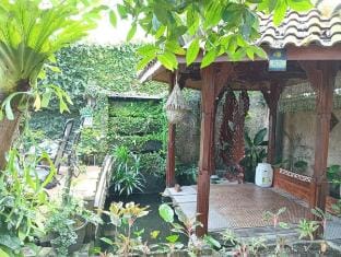 3 BR Bali Bliss Villa Batam. Villa in Riau Islands, Indonesia