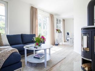 Luxushaus Boddenkuste mit Sauna Vacation rental in Mecklenburg-Vorpommern, Germany