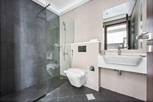 Silkhaus in Art Gardens | Studio | Quiet Community Apartment in Dubai