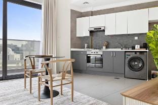 Silkhaus in Art Gardens | Classy Studio in Arjan Apartment in Dubai