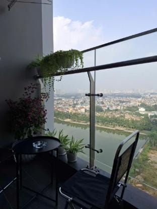Ha Noi Home Lake View Cozy Masteri  Apartment in Laos