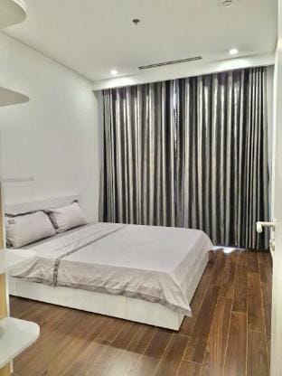 Ha Noi Home Lake View Cozy Masteri  Apartment in Laos