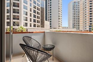 Silkhaus Near Metro | Art XII Tower | Tecom Apartment in Dubai