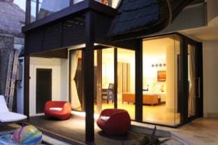 4 Bedroom Villa with private Pool Villa in Kuta