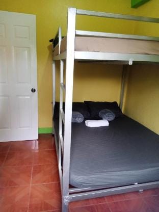 Ayesha's Home Stay Apartment in Baguio