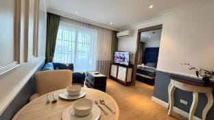 Seven Seas Cote D’Azur Apartment in Pattaya City