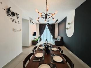 Desaru Utama, Sunny Escape By Antlerzone Vacation rental in Johor