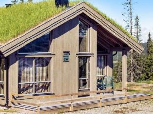person holiday home in Favang Vacation rental in Innlandet