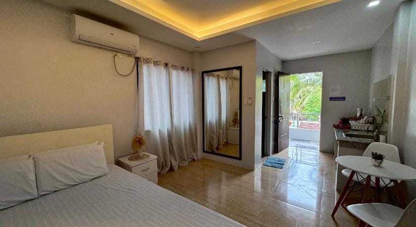 Christela Beach House Bed and Breakfast in Central Visayas