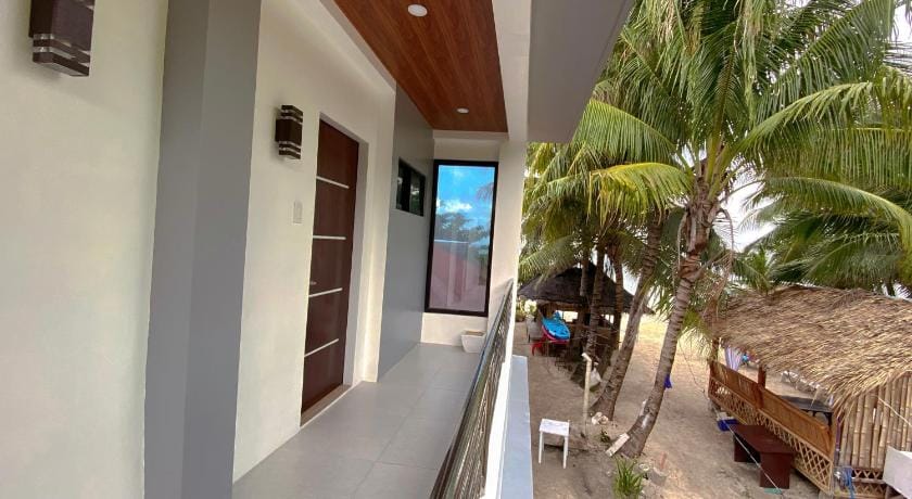 Christela Beach House Bed and Breakfast in Central Visayas
