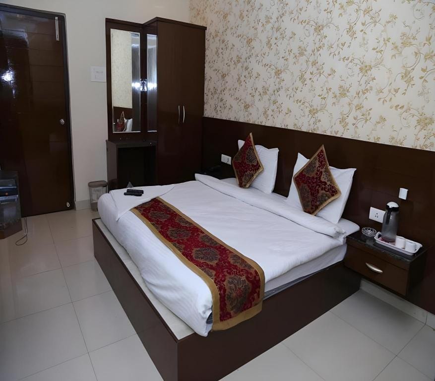Al Diyafa Hotel in Hyderabad