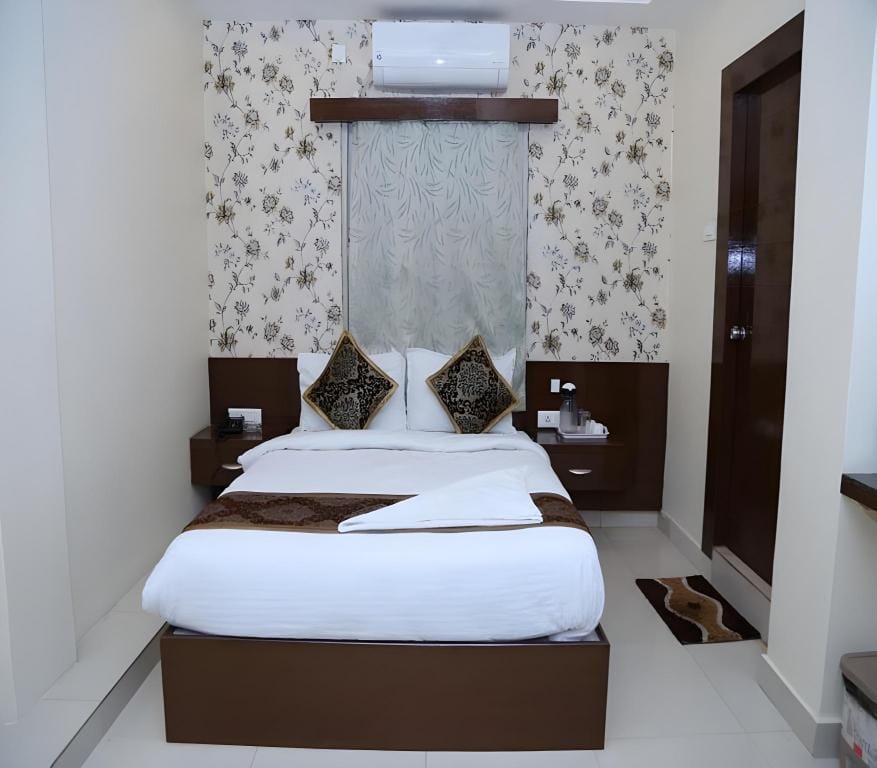 Al Diyafa Hotel in Hyderabad