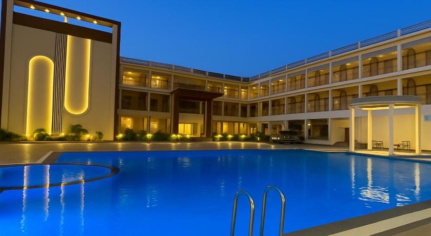 Nirvana Grand Hotel & Resort Hotel in India