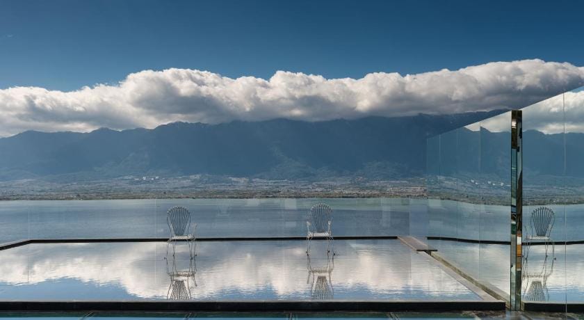 大理空岛半山海景民宿 Hotel in China