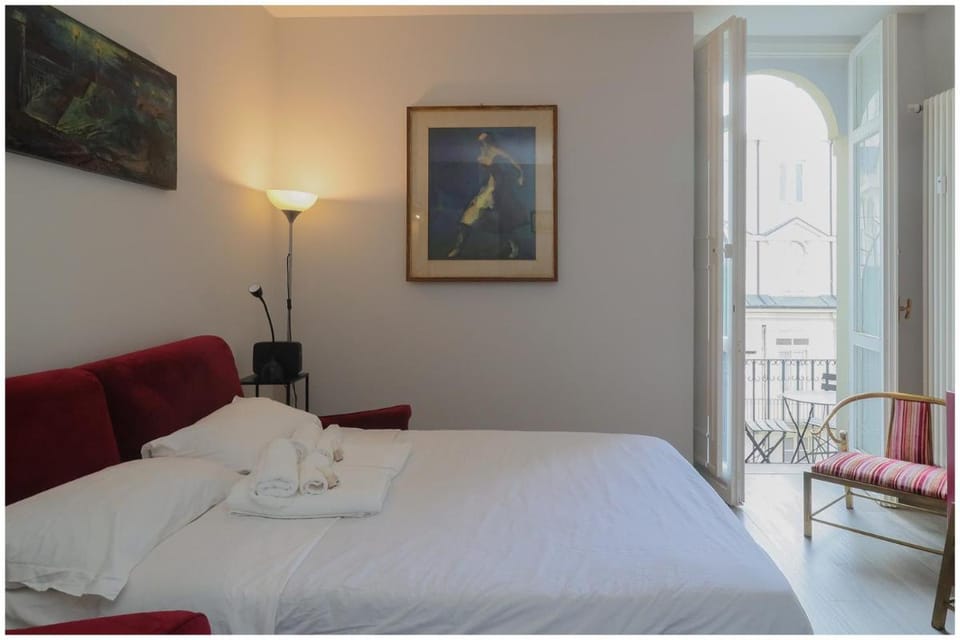 Juvarra Palace 5 minuti da Porta Nuova WIFI AC Apartment in Turin