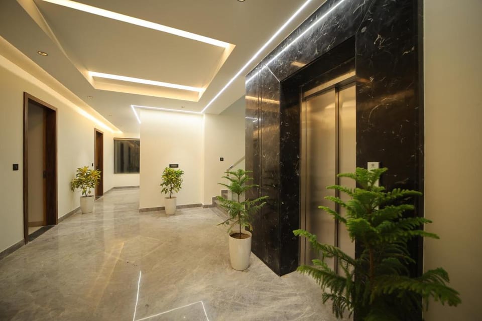 Hotel Rs Vista - Agra Hotel in Agra