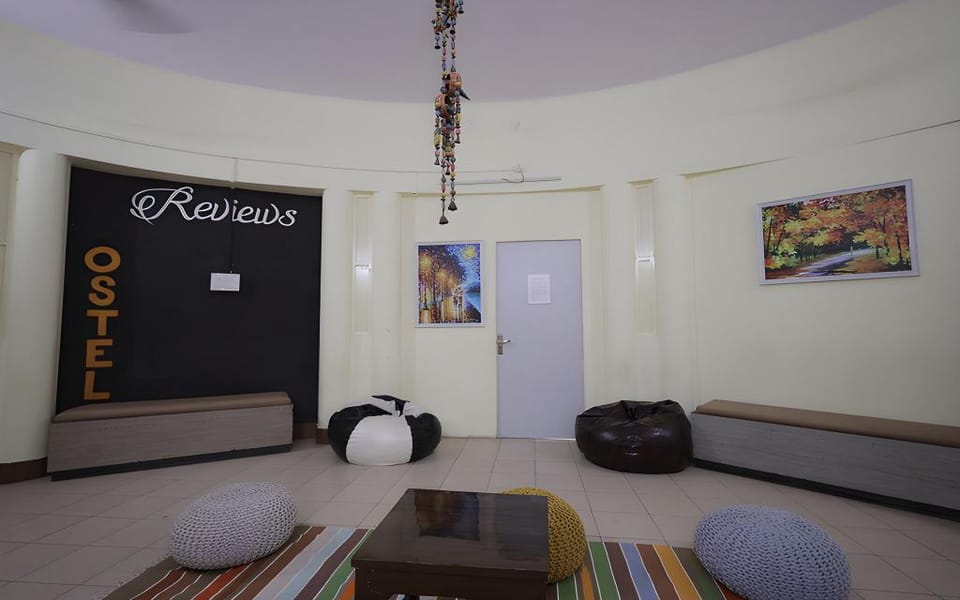 The Nomads Stay Hotel in Varanasi