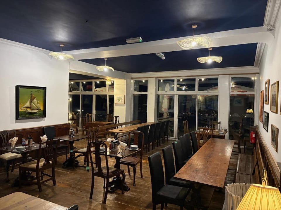 The Marine Hotel Hotel in Criccieth