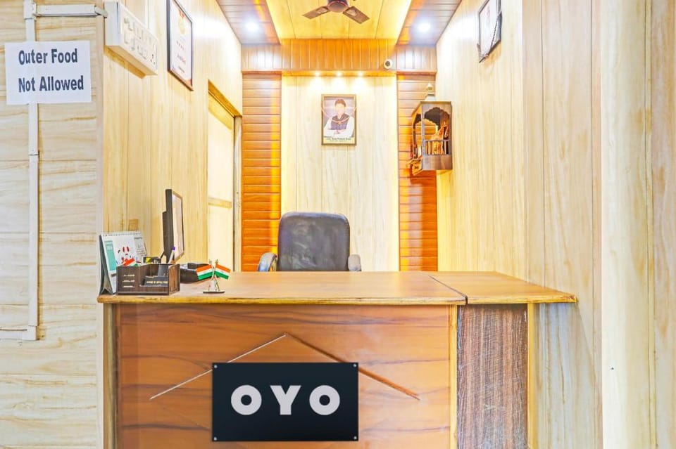Hotel O Arvi Guest house Hotel in Varanasi