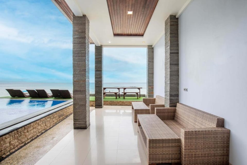 Barton Beach Inn Hotel in Nusapenida