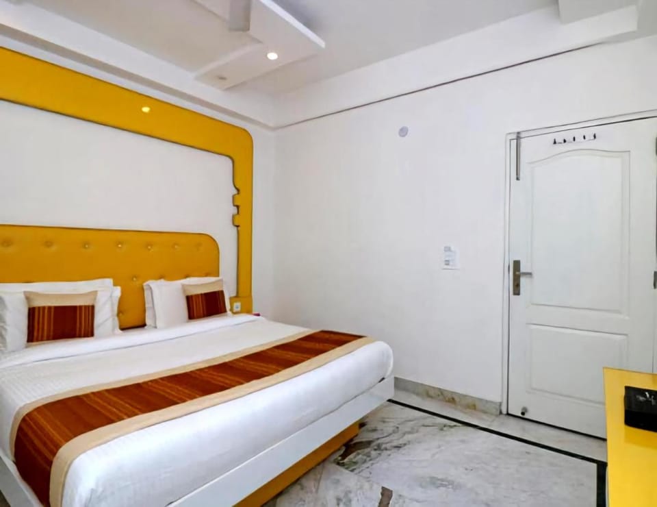 Hotel Leo Continental Hotel in New Delhi