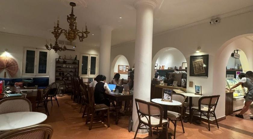 Éclectique Hanoi Homestay Vacation rental in Hanoi