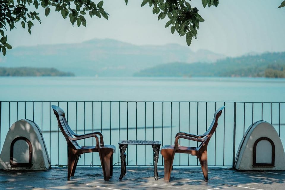 Bahso Lake Resort Mulshi Hotel in Maharashtra