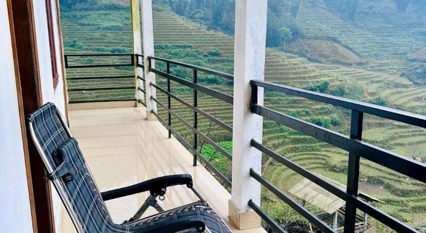 Homestay Núi Đá Tả Phìn Lodge in Laos